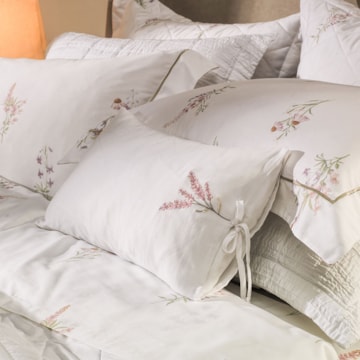 Almofada Karsten Arabella Cetim 300 Fios 100% Algodão Egípcio 30cm x 50cm (1 Peça)