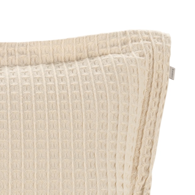 Almofada Karsten Denver 100% Algodão com Abas 45cm x 45cm