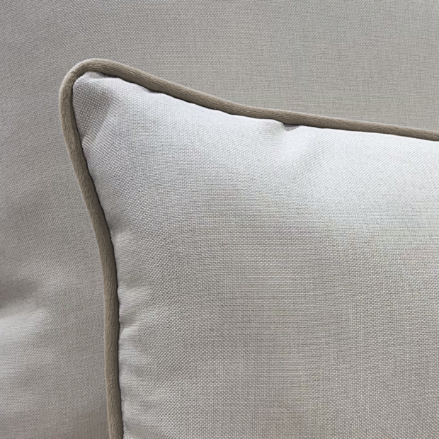 Almofada Rinzeira Belagio com Cordonê 30cm x 50cm (1 peça)