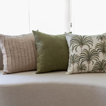 Almofada Sense Home Nervura Linho Fendi com Enchimento 50cm x 50cm (1 Peça)