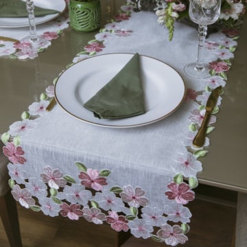 Caminho de Mesa Casa Argivai Clássica Jardim 40cm x 1,40m