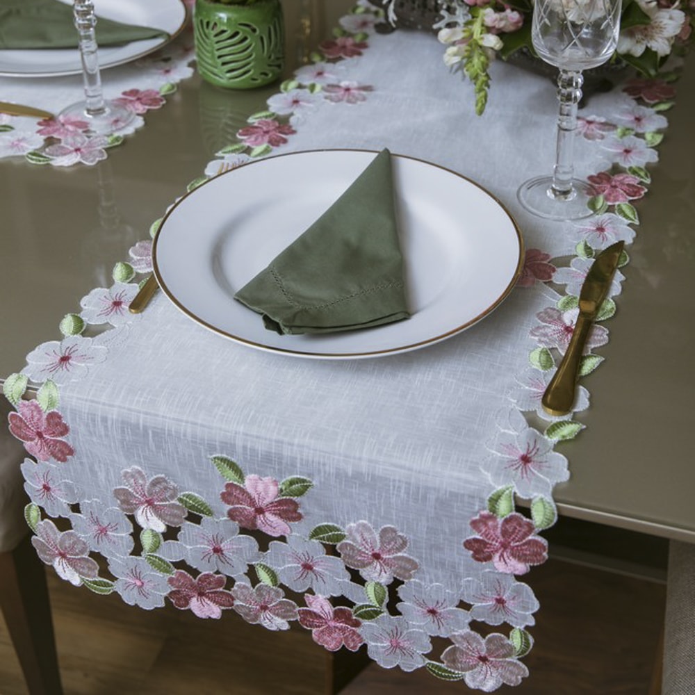 Caminho de Mesa Casa Argivai Clássica Jardim 40cm x 1,80m