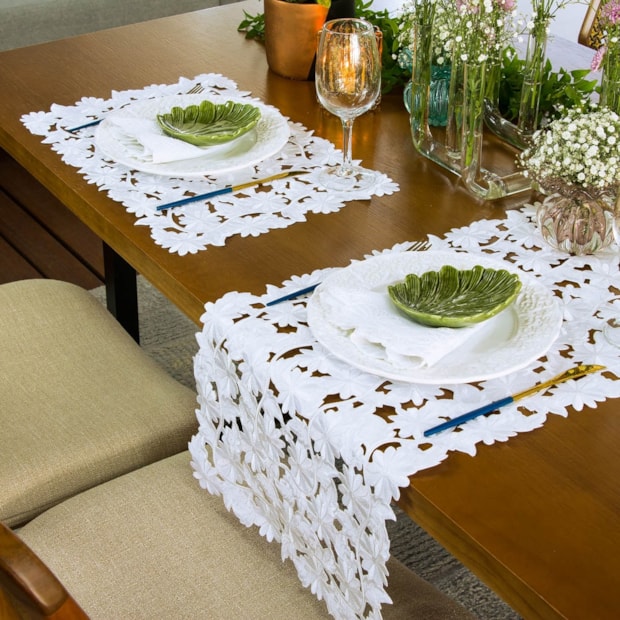 Caminho de Mesa Casa Argivai Luxo Requinte Blanc 40cm x 2,20m