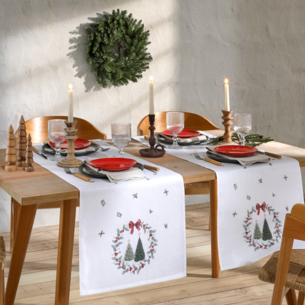 Caminho de Mesa Dohler Clean Estampado Digital Bosque de Natal 45cm x 1,60m (1 peça)