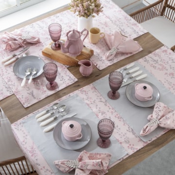 Caminho de Mesa Naturalle Limpeza Prática Quatro Estações 50cm x 1,50m