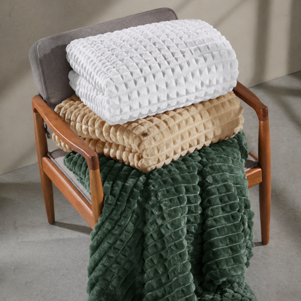 Cobertor Casal Dohler Eva Microfibra Flanelada Macia - Gramatura: 350g/m²