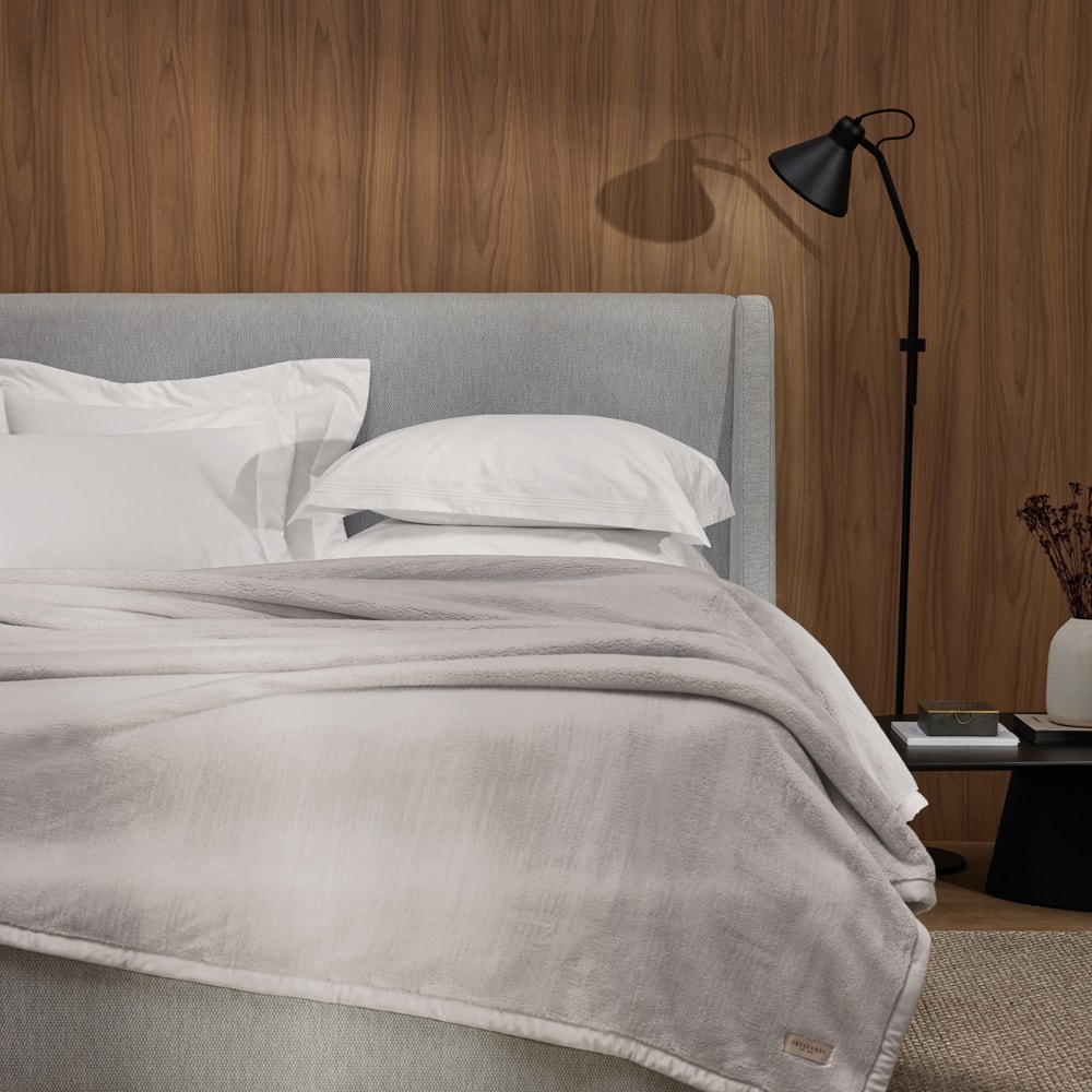 Cobertor King Size Trussardi Nales Microfibra Toque Aveludado