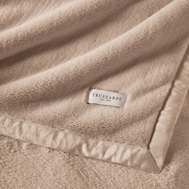 Cobertor Queen Trussardi Nales Microfibra Toque Aveludado