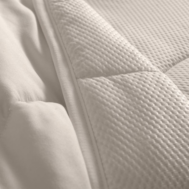 Edredom Leve Queen Altenburg Verano Toque Acetinado Dupla Face