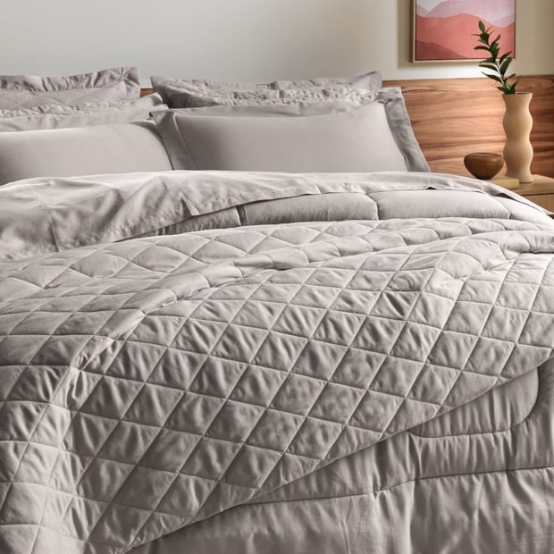 Edredom Queen Karsten Bossa 100% Algodão Egípcio Fio Penteado Cetim 300 Fios