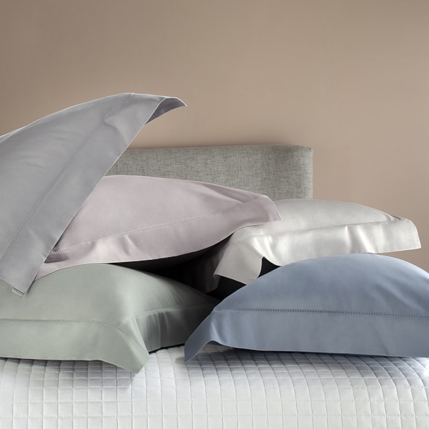 Fronha Buddemeyer Bud Vision New Colors com Abas 100% Algodão Cetim 300 Fios 50cm x 70cm (1 Peça)