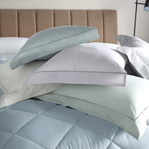 Fronha Buddemeyer Gran Percal Classic com Abas 100% Algodão Fio Penteado 200 Fios 50cm x 70cm (1 Peça)