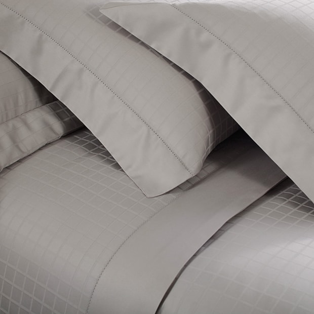 Fronha King Size Buddemeyer Damask Square com Abas 100% Algodão Cetim 300 Fios 50cm x 90cm (1 Peça)