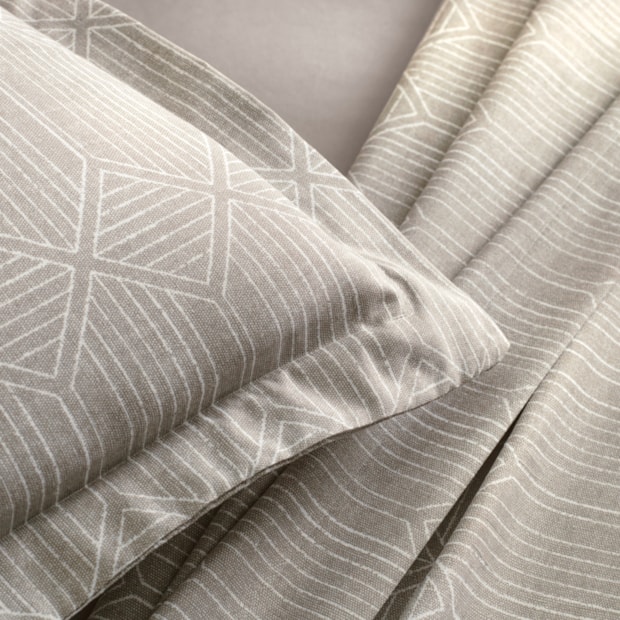 Jogo de Cama King Size Altenburg Reflexo Toque Acetinado (4 Peças)