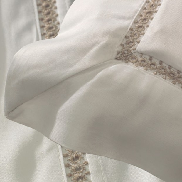 Jogo de Cama King Size Altenburg Rithos Bordado 100% Bambu 300 Fios (4 Peças)