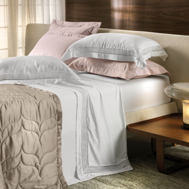 Jogo de Cama King Size Altenburg Unitá Bordado 100% Bambu 300 Fios (4 Peças)