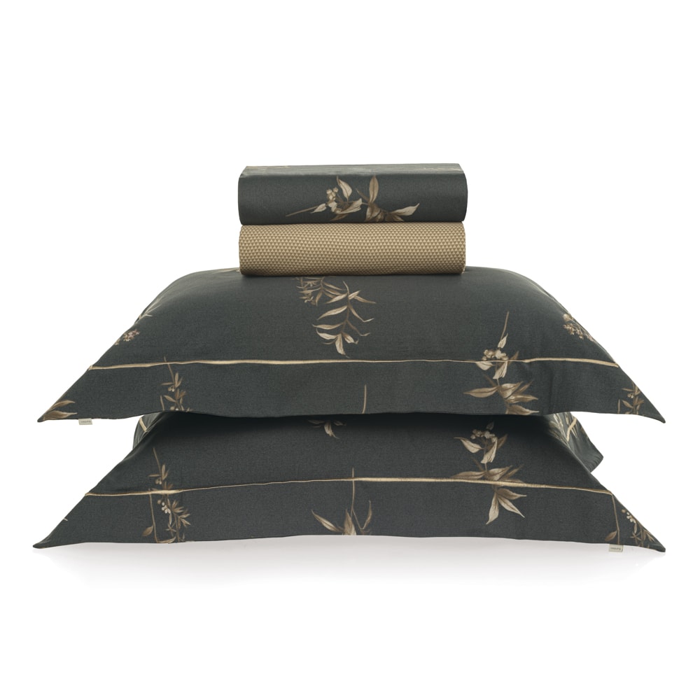 Jogo de Cama King Size Karsten Ávila 100% Algodão Egípcio Fio Penteado Cetim 300 Fios (4 Peças)