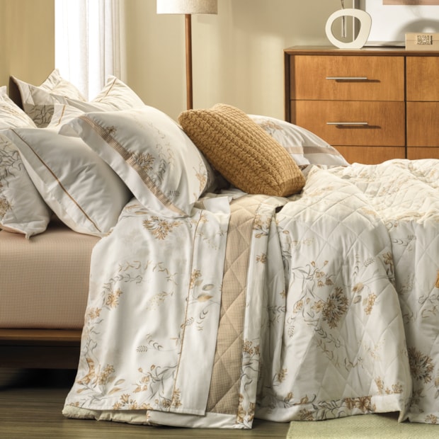 Jogo de Cama King Size Karsten Dalila 100% Algodão Egípcio Fio Penteado Cetim 300 Fios (4 Peças)