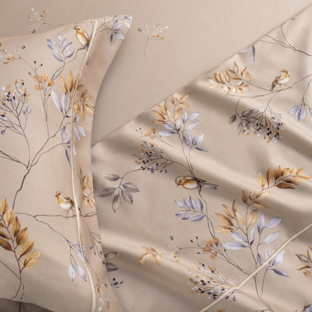 Jogo de Cama Queen Trussardi Aloro 100% Algodão Cetim 200 Fios (4 Peças)