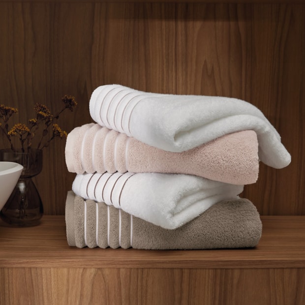 Jogo de Toalha Banhão Trussardi Palladio Fio Penteado (5 peças) Gramatura: 540g/m²