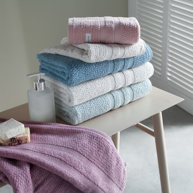 Jogo de Toalhas Banhão Buddemeyer Vanilla Extra Soft 100% Algodão (5 peças) - Gramatura: 410g/m²