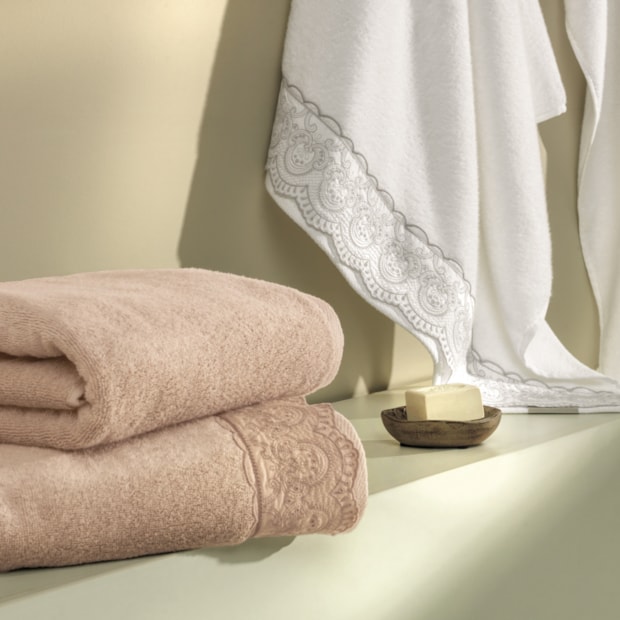 Jogo de Toalhas de Banho Karsten Alice e Theo 100% Algodão - Gramatura 500g/m² (5 Peças)