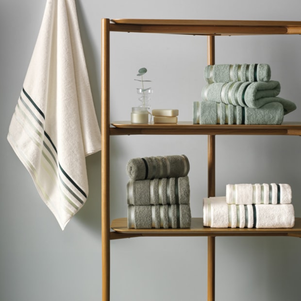 Jogo de Toalhas de Banho Karsten Lumina Fio Penteado - Gramatura 500g/m² (5 Peças)