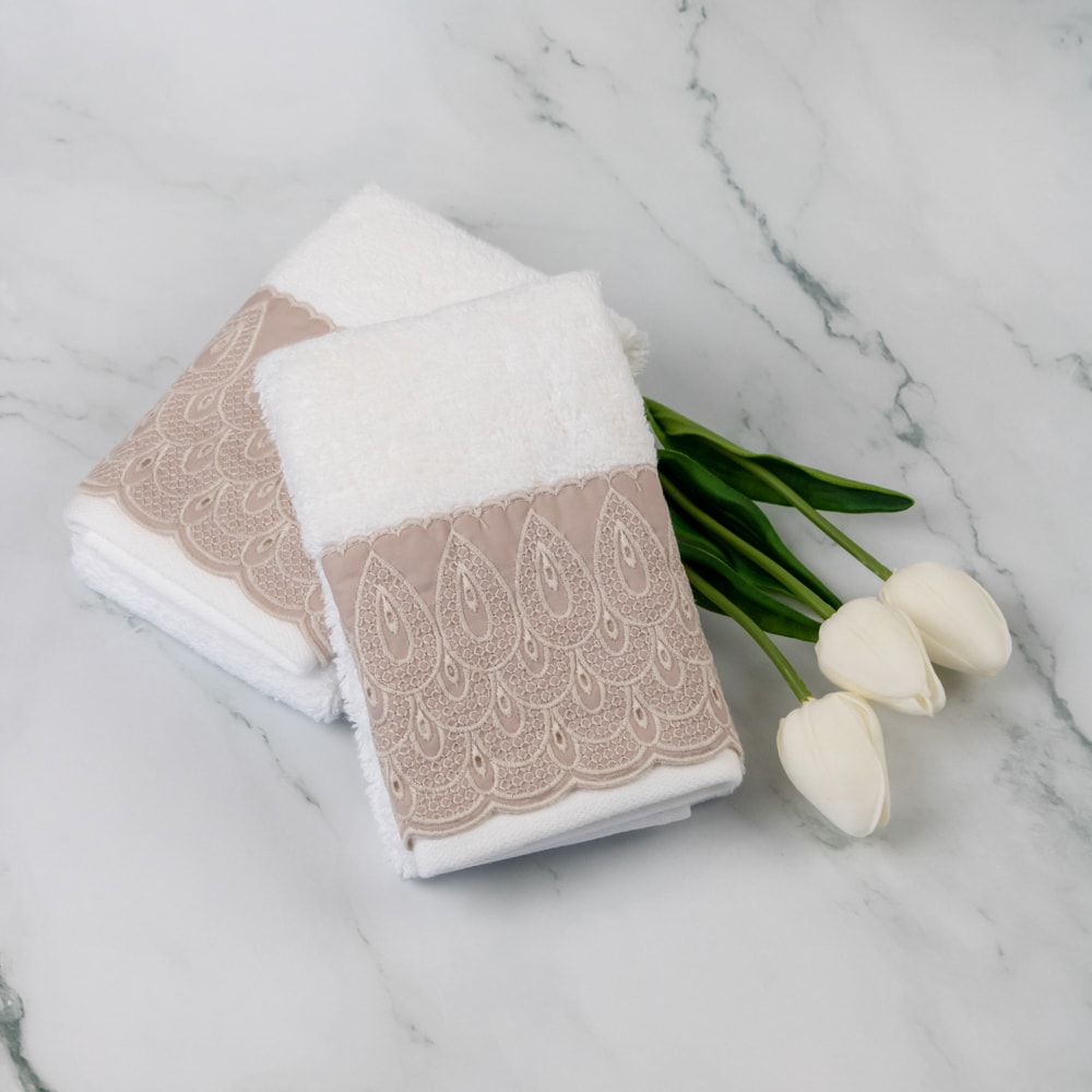 Jogo de Toalhas de Lavabo / Mão (2 Peças) Trussardi Imperiale Bordado 100% Algodão - Gramatura: 540g/m²