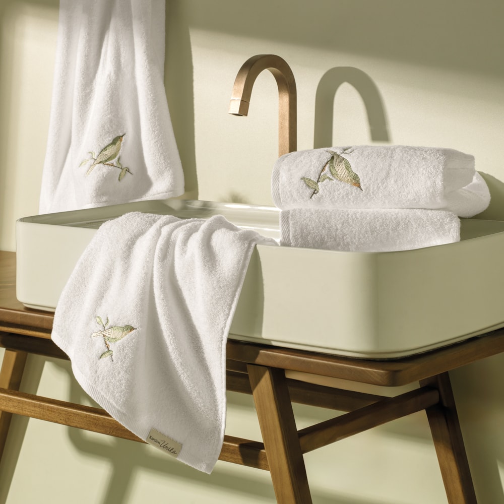 Jogo de Toalhas de Mão / Lavabo Karsten Ventura Bordada 100% Algodão - Gramatura: 500g/m² (2 Peças)