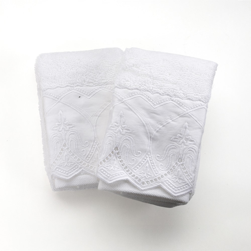 Jogo de Toalhas de Mão / Lavabo Trussardi Raffinato Bordada 100% Algodão Fio Penteado - Gramatura: 500g/m² (2 Peças)