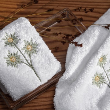 Jogo de Toalhas de Mão / Lavabo Trussardi Stella 100% Algodão Fio Penteado - Gramatura: 540g/m² (2 Peças)