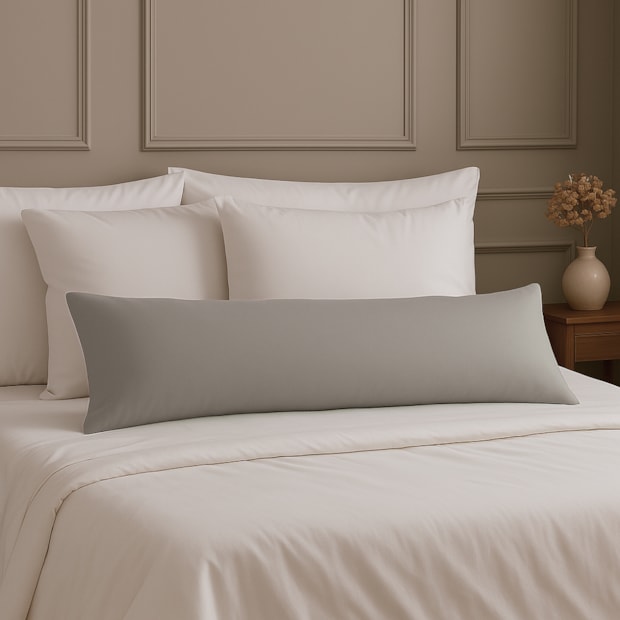 Kit 2 peças Fronhas para Travesseiro de Corpo Body Pillow Kacyumara Casa K Vida Bela 100% Algodão Egípcio 200 Fios 40cm X 1,30m