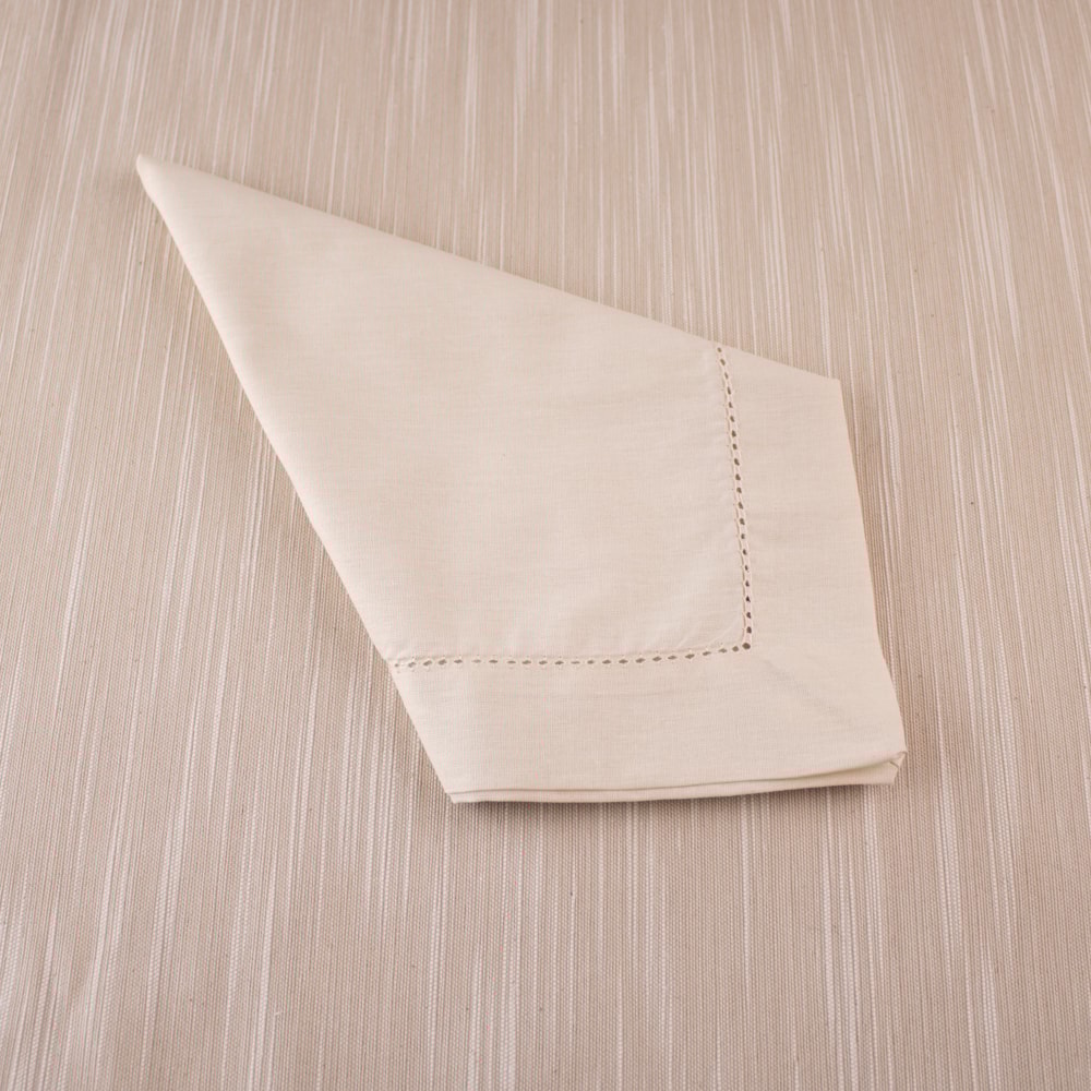 Kit 4 peças Guardanapo de Tecido À Jour Bege Percal 100% Algodão