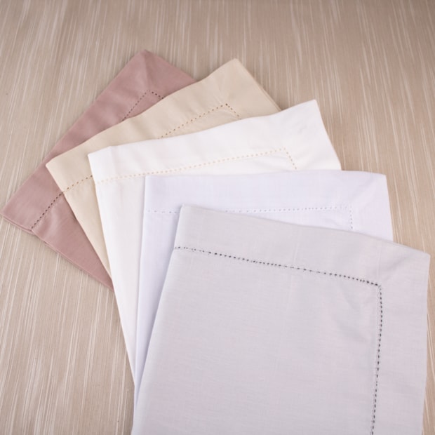 Kit 4 peças Guardanapo de Tecido À Jour Branco Percal 100% Algodão