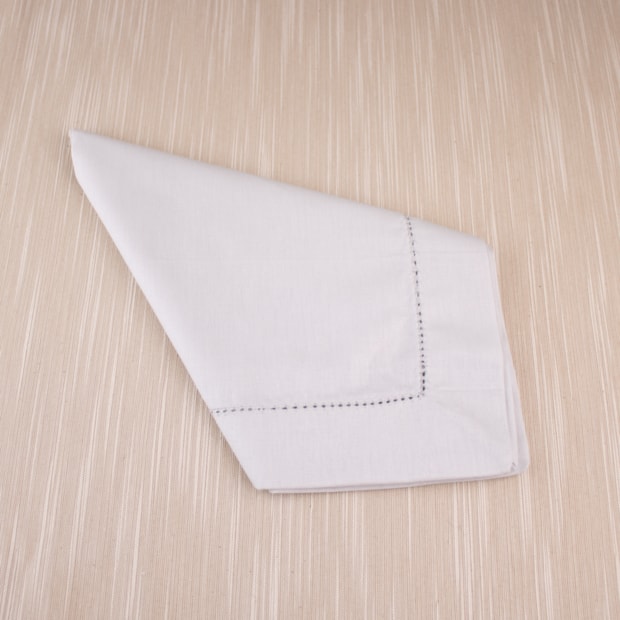 Kit 4 peças Guardanapo de Tecido À Jour Silver Percal 100% Algodão