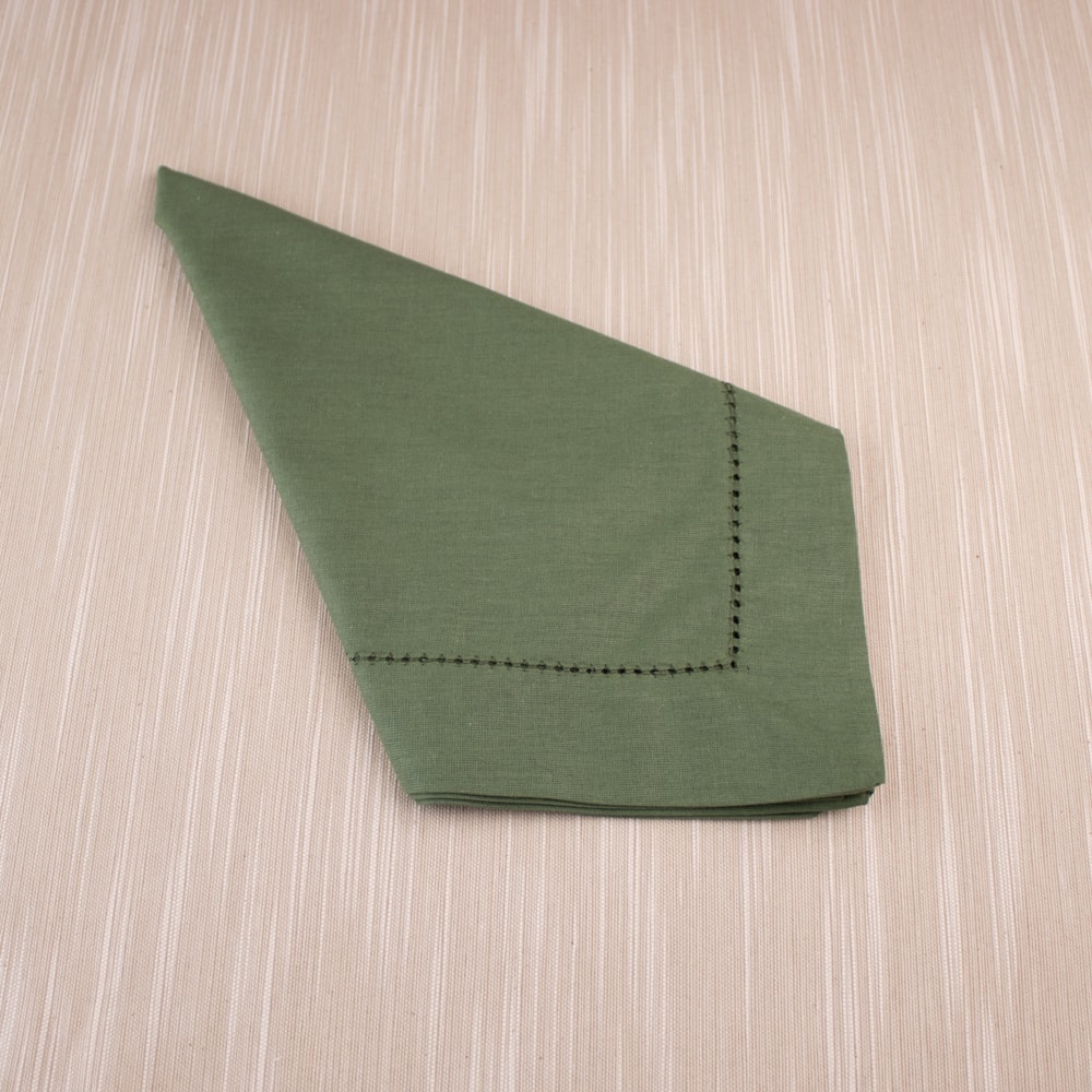 Kit 4 peças Guardanapo de Tecido À Jour Verde Musgo Percal 100% Algodão