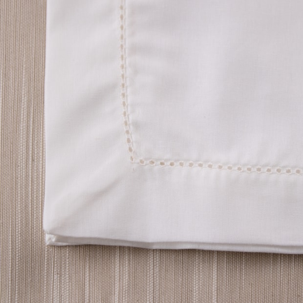 Kit 4 peças Guardanapo de Tecido Casa Argivai À Jour Marfim Percal 100% Algodão 40cm x 40cm