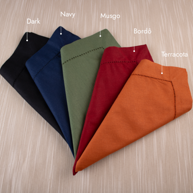 Kit 4 peças Guardanapo de Tecido Casa Argivai À Jour Terracota Percal 100% Algodão 40cm x 40cm