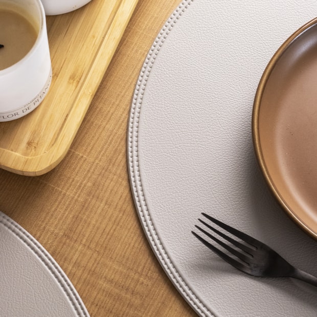 Kit 4 Peças Jogo Americano Redondo PVC Três Lagoas 38cm