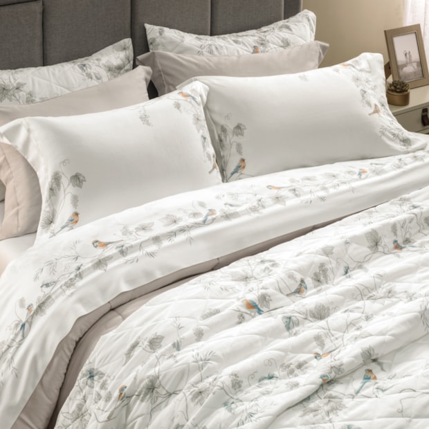 Kit Colcha Casal Karsten Videira Dupla Face 100% Algodão Egípcio Cetim 300 Fios c/ Porta Travesseiro (3 Peças)