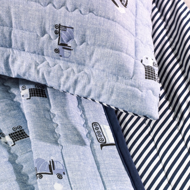 Kit Colcha Cobre-Leito Casal Infantil Altenburg Mini Obra Dupla Face Malha Fio Penteado 100% Algodão (3 Peças)