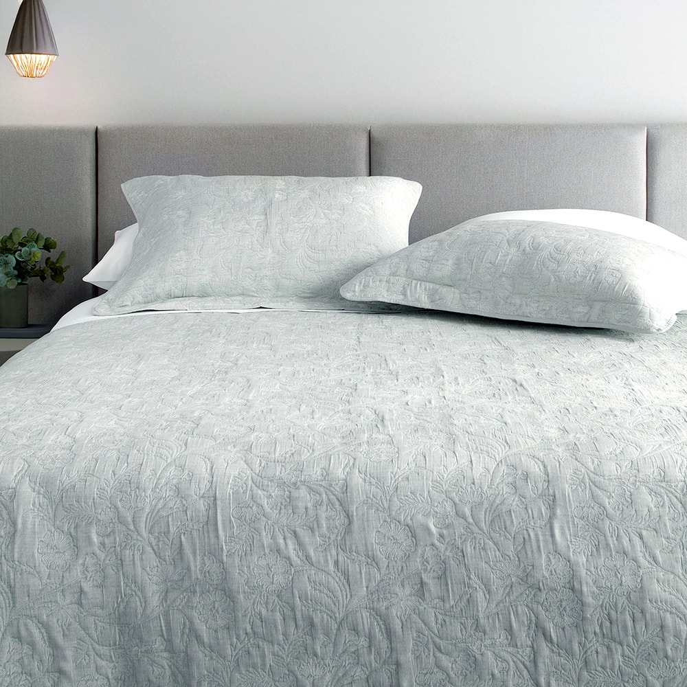 Kit Colcha Cobre Leito King Size Buddemeyer Intense Hanna Jacquard c/ Porta Travesseiros (3 Peças)