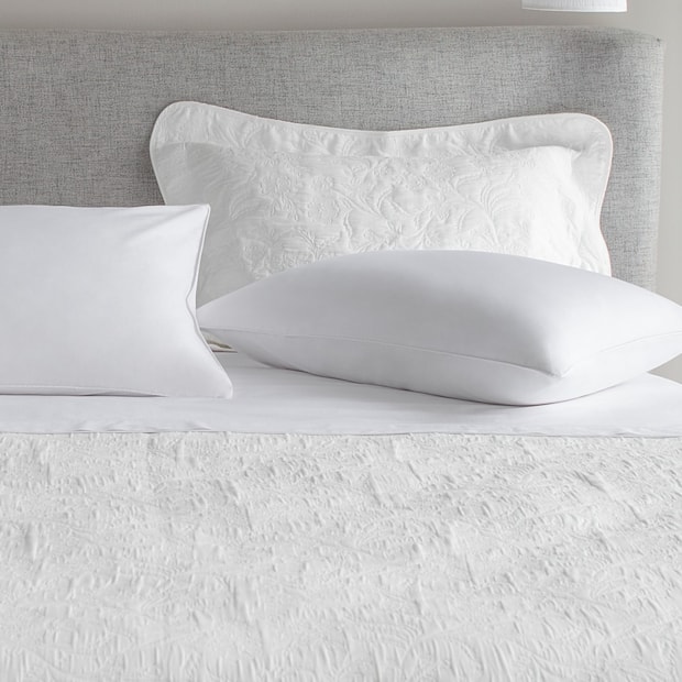 Kit Colcha Cobre Leito King Size Buddemeyer Intense Hanna Jacquard c/ Porta Travesseiros (3 Peças)