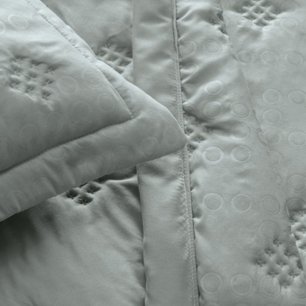 Kit Colcha Cobre-Leito Queen Altenburg Loop Toque Acetinado (3 Peças)