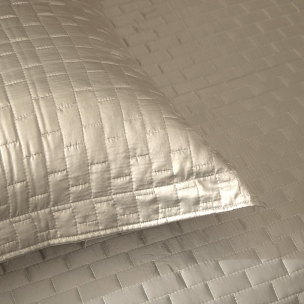 Kit Colcha Cobre-Leito Queen Paris Acetinada c/ Porta Travesseiro (3 Peças)