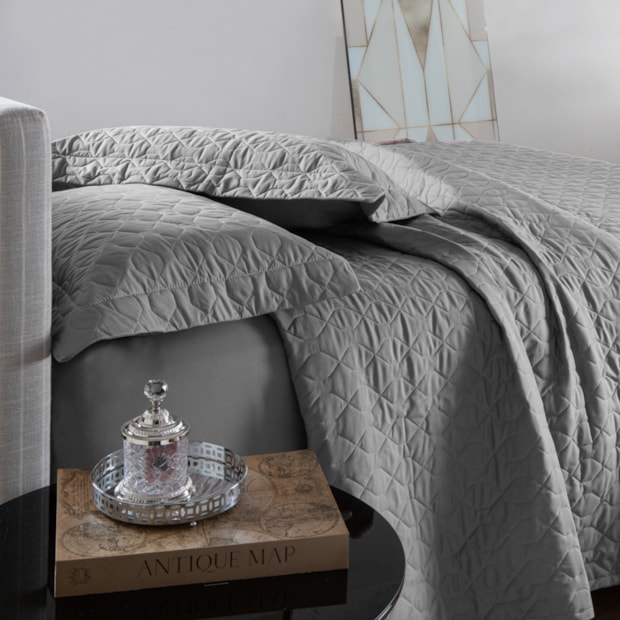 Kit Colcha Solteiro Kacyumara Casa K Vida Bela Liso 100% Algodão Egípcio Percal 200 Fios (2 Peças)