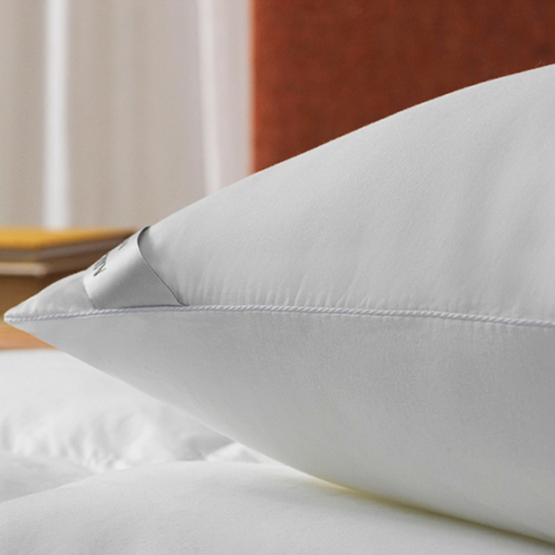 Kit com 4 Travesseiros Altenburg Levitare 100% Algodão Percal 200 Fios Suporte Macio 50cm X 70cm