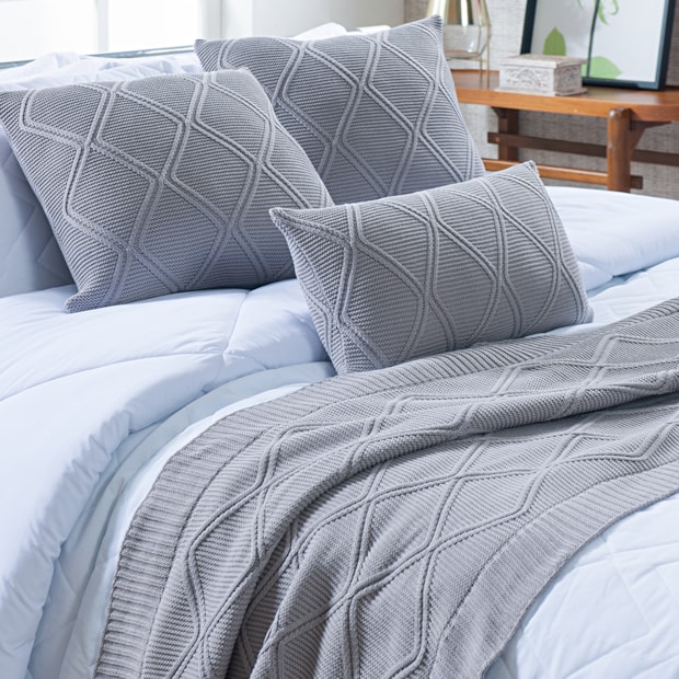 Peseira Casal e Queen Toronto Tricot 70cm x 2,30m