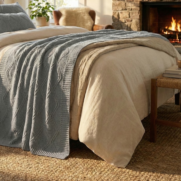 Peseira Casal e Queen Toronto Tricot 70cm x 2,30m