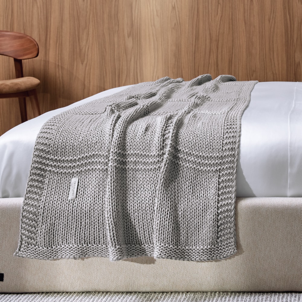 Peseira Trussardi Spini Tricot 100% Algodão 80cm x 2,20m